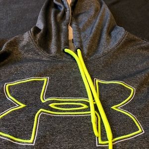 Under Armour Men’s Hoodie. Gray with neon green.